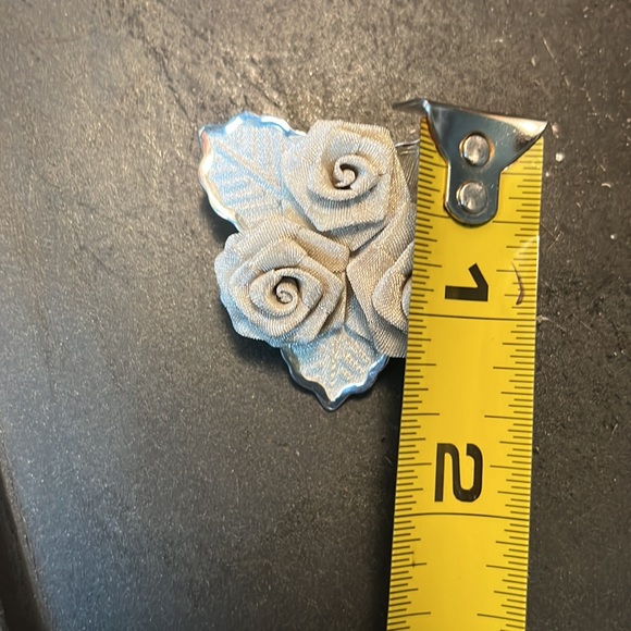 Perfect condition 2 brooches and one pendent - Picture 11 of 13